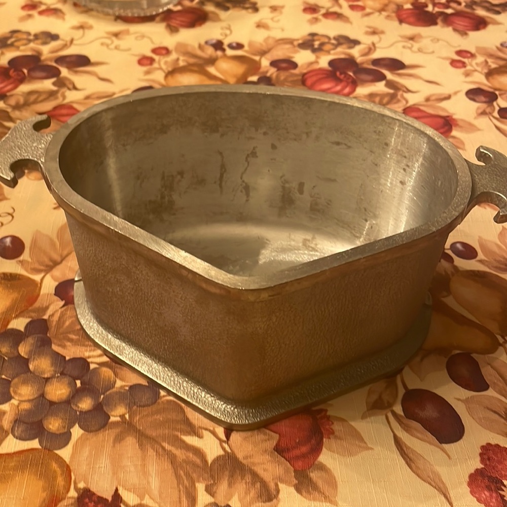 Vintage Guardian  Service cookware